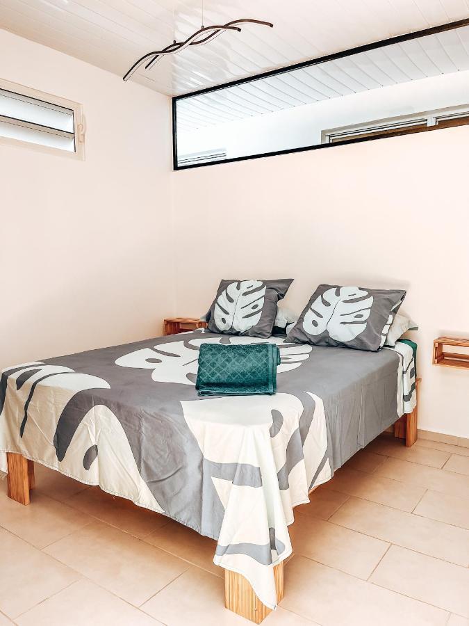 Vaikea Fare Apartment Mahina ภายนอก รูปภาพ