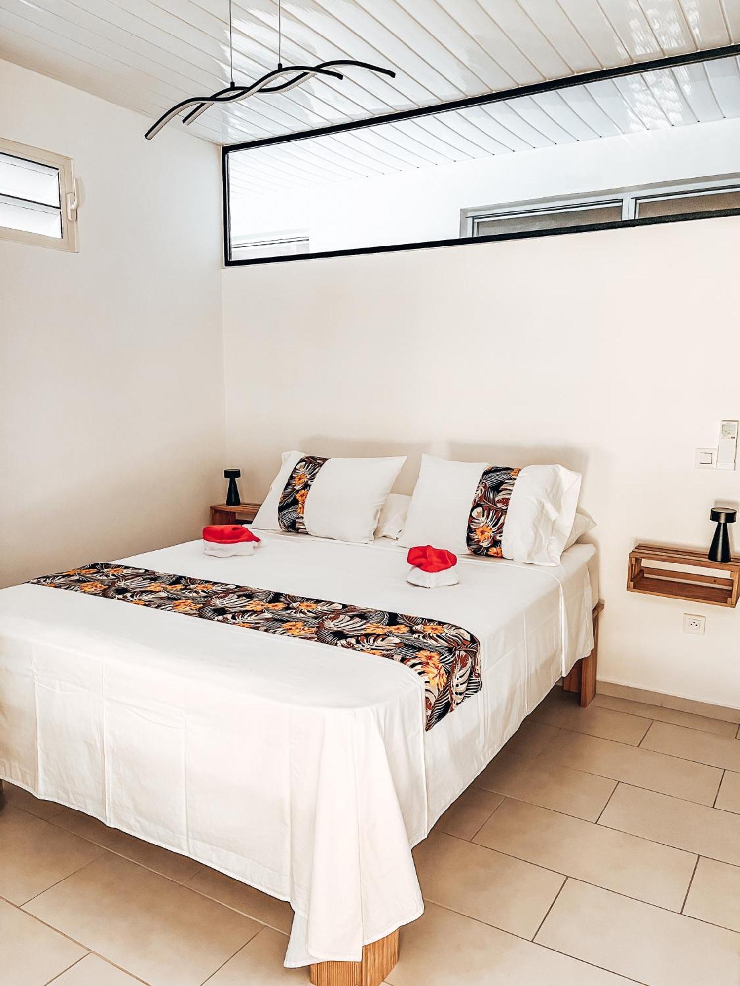 Vaikea Fare Apartment Mahina ภายนอก รูปภาพ